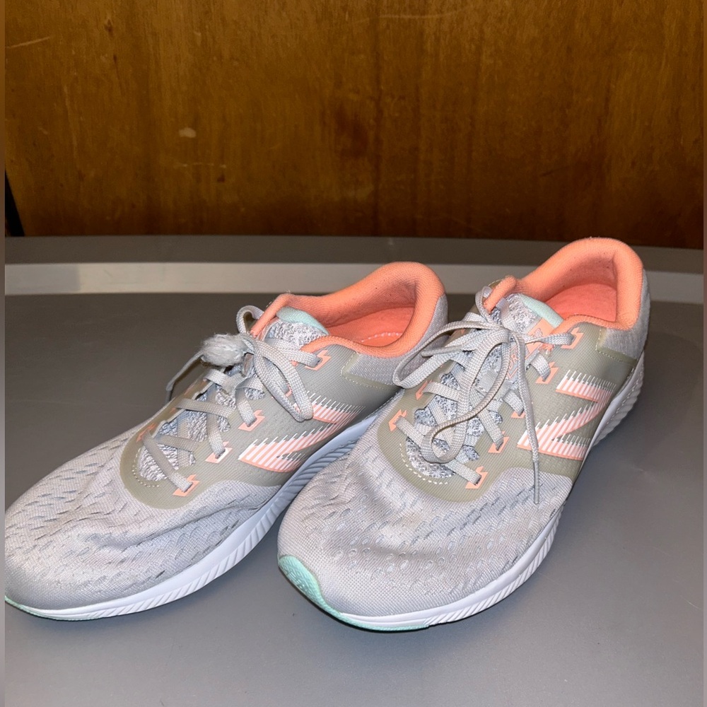 Women’s New Balance size 10